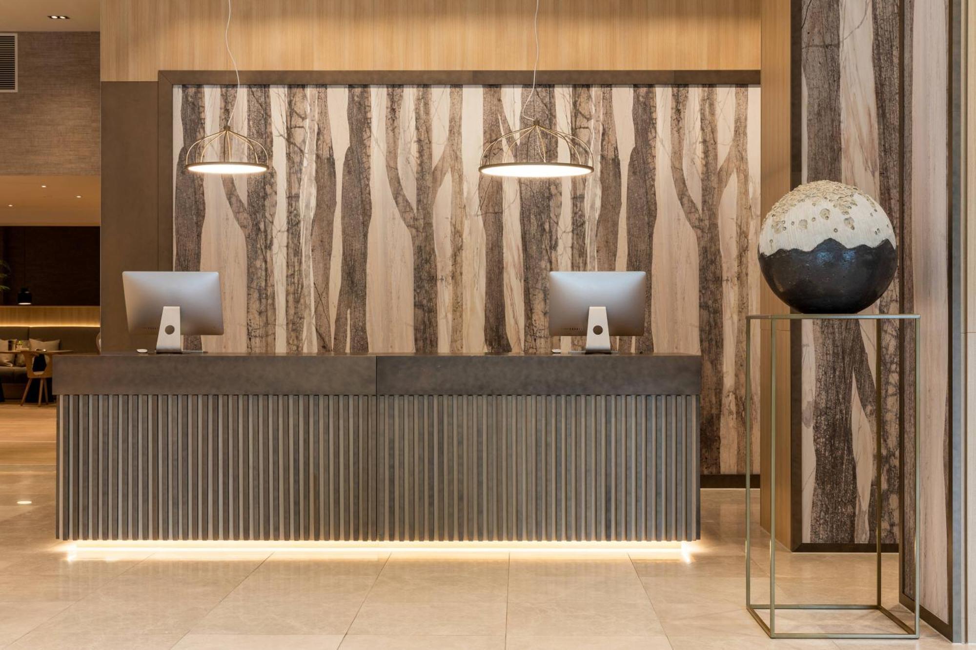 Ac Hotel By Marriott Berlin Humboldthain Park Exterior foto